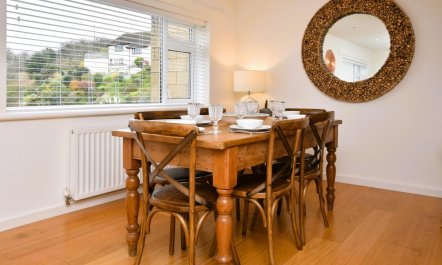 3 Bed in Aberdovey 5