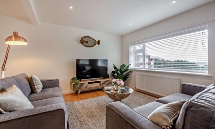 3 Bed in Aberdovey 8