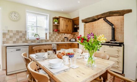 5 Bed in Whissonsett 9