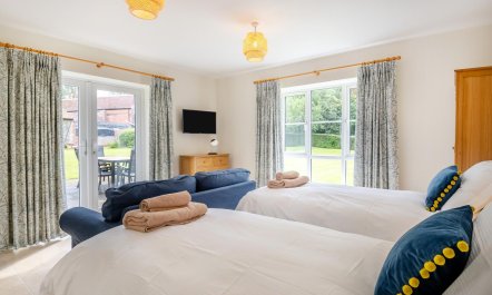 5 Bed in Whissonsett 4