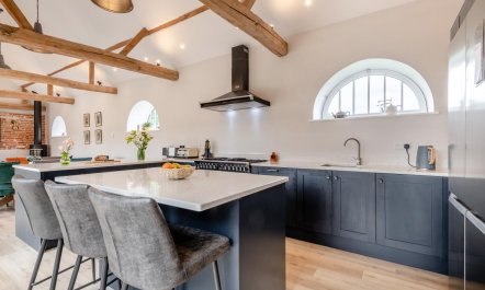 2 Bed in Barton Turf 8