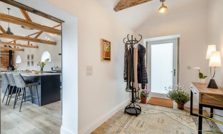 2 Bed in Barton Turf 7