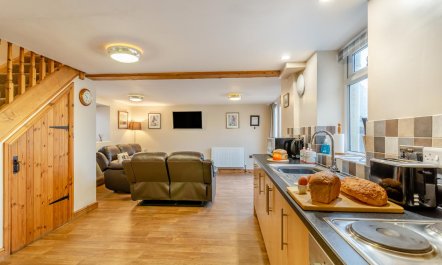 2 Bed in Thornton Watlass 7