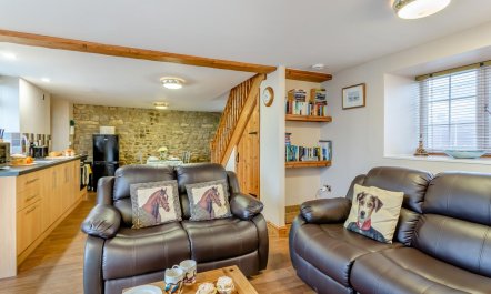 2 Bed in Thornton Watlass 3