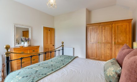 2 Bed in Pencaenewydd 8