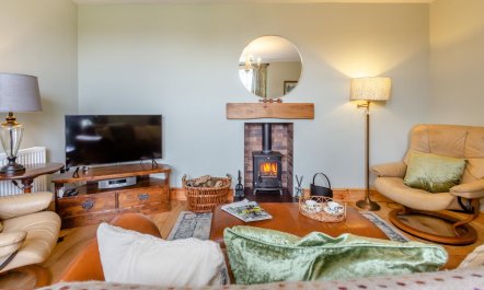 2 Bed in Pencaenewydd 8