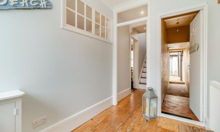 4 Bed in Southwold 8