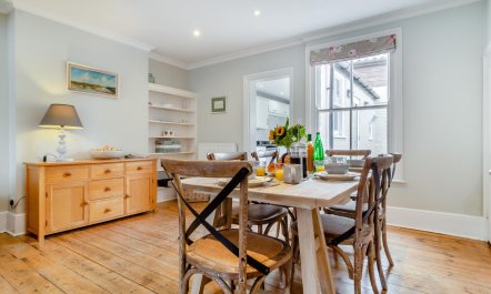 4 Bed in Southwold 5