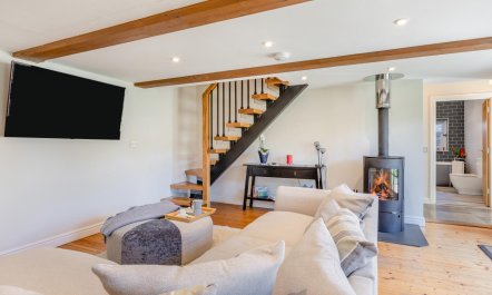 4 Bed in Brent Knoll 9