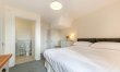 1 Bed in Red Roses 9