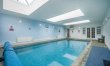 6 Bed in Hersham 1