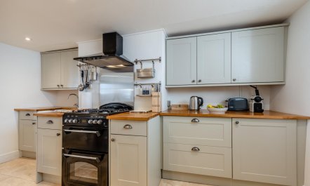 3 Bed in Appledore 3