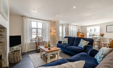 3 Bed in Golant 7