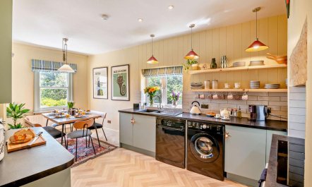 3 Bed in Fylingthorpe 5