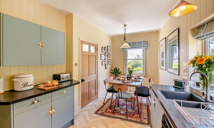 3 Bed in Fylingthorpe 8