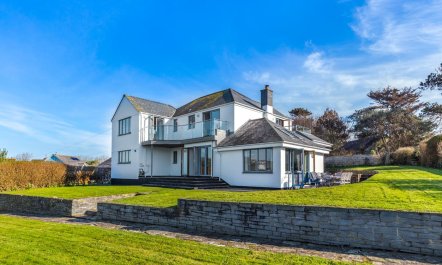 5 Bed in Trevone 9