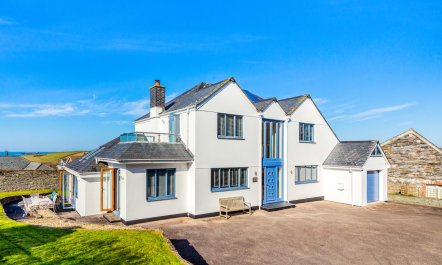 5 Bed in Trevone 2