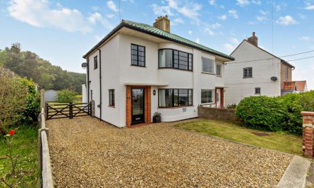 3 Bed in Overstrand 1