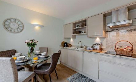 2 Bed in Seahouses 7