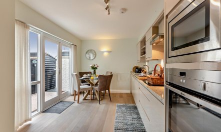 2 Bed in Seahouses 6