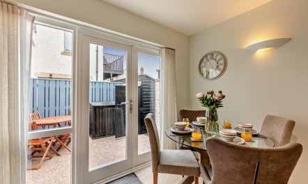 2 Bed in Seahouses 9