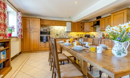 2 Bed in Llangorse 6