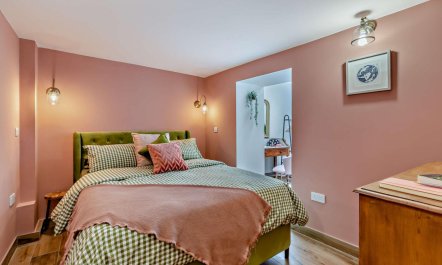 2 Bed in Lyme Regis 9