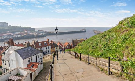 2 Bed in Whitby 4