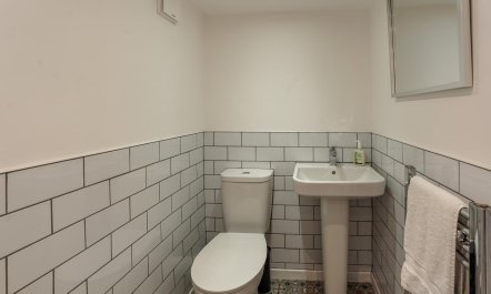 3 Bed in West Lulworth