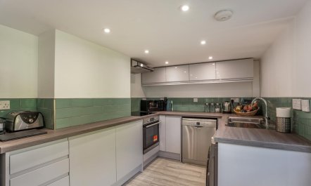 3 Bed in West Lulworth 3