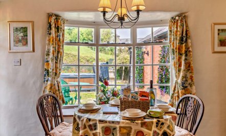 1 Bed in Duloe 6
