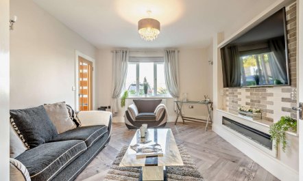 4 Bed in Torrington 3