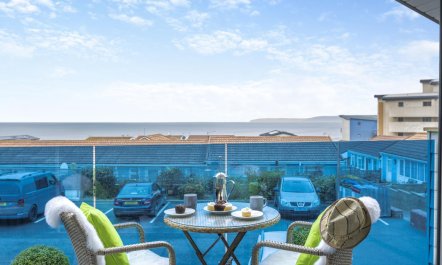 3 Bed in Westward Ho 1