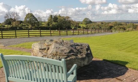 1 Bed in Pentre Berw 4