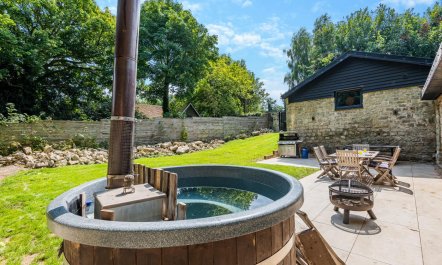 3 Bed in West Farleigh