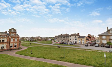 4 Bed in Southwold 8