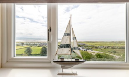 3 Bed in Aberdovey 6