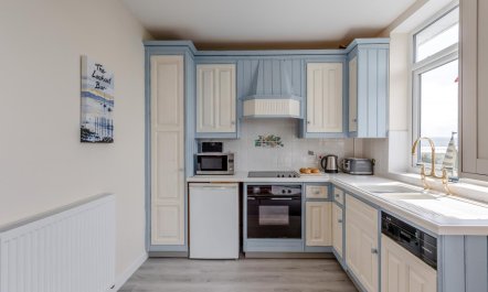 3 Bed in Aberdovey 7