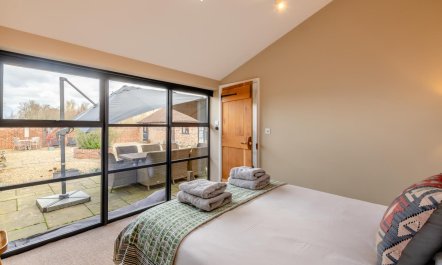 4 Bed in Peasmarsh 5