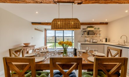 4 Bed in Peasmarsh 3