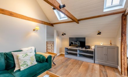 4 Bed in Peasmarsh 6