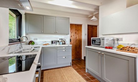 2 Bed in Aberdaron 8