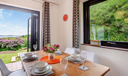 2 Bed in Aberdaron 5