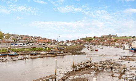 2 Bed in Whitby 1