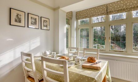 2 Bed in East Anstey