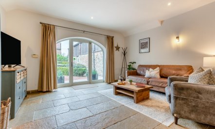 2 Bed in Crakehall 8