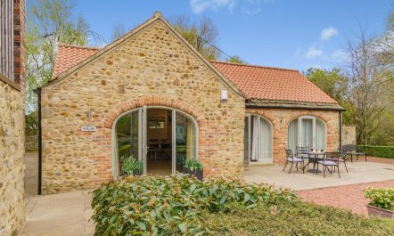 2 Bed in Crakehall 5