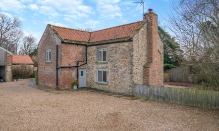 3 Bed in Crakehall 5