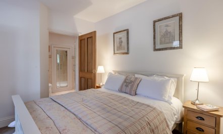 1 Bed in East Anstey 6