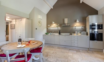 1 Bed in East Anstey